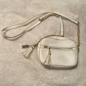 Aldo vegan white crossbody bag